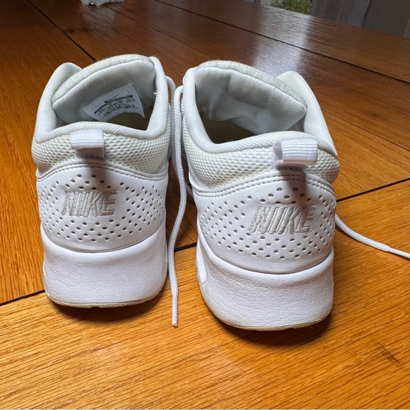 Nike Air Max Thea White Sneakers Women’s S-8.5 Mesh Lightweight Running Shoes - Picture 7 of 8